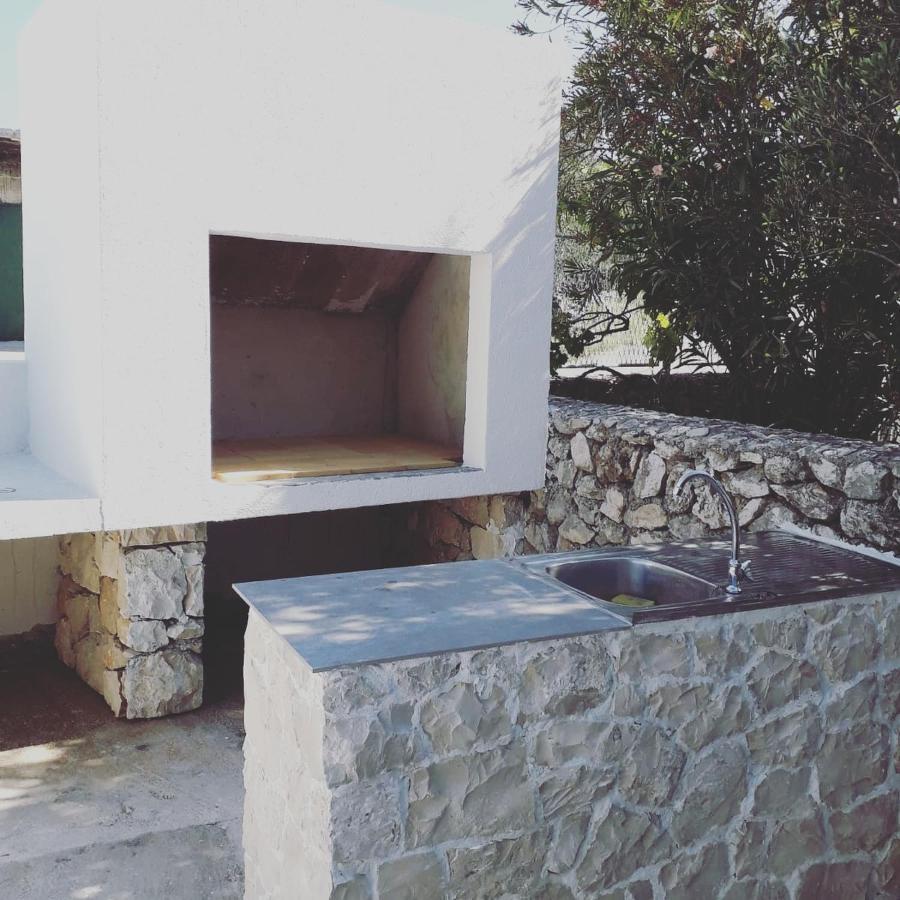Villa Dalmatian Child With Swimming Pool, Close To The Beach Vinišće Eksteriør bilde